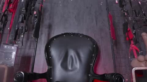 carolina online show from October 2025 09:39:02 PM