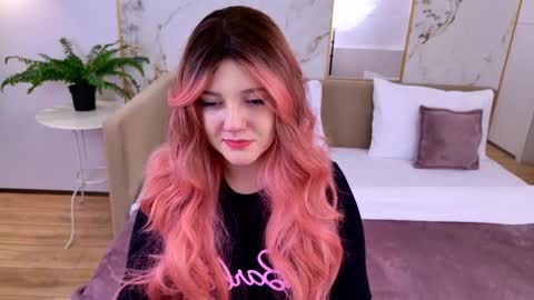 Snapshot of carolinasherry chatting on November 2025 04:00:02 AM carolinasherry online show from November 2025 04:00:02 AM