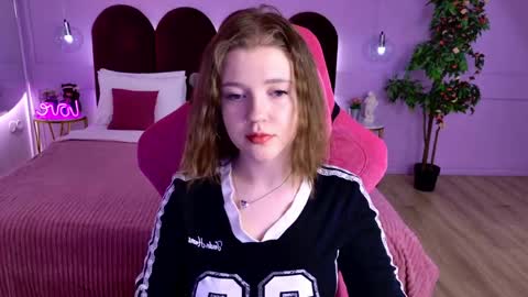 Snapshot of carolinasherry chatting on May 2026 05:03:02 AM carolinasherry online show from May 2026 05:03:02 AM