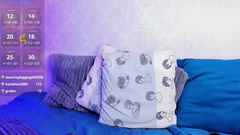  Caroline  online show from February 2025 02:33:01 PM