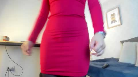  Caroline  online show from February 2026 11:32:01 AM