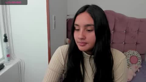 caroline_rodriguez_9 online show from October 2025 07:07:02 PM