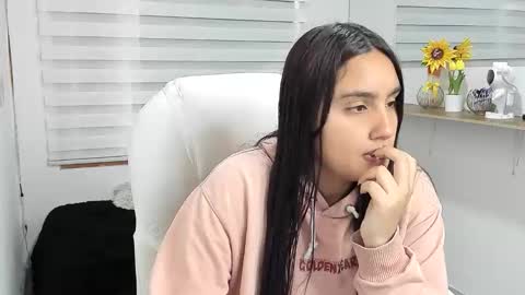 caroline_rodriguez_9 online show from April 2026 12:13:01 PM