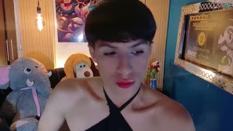 carolinejesh online show from April 2026 06:38:02 PM