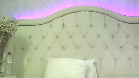 Snapshot of carolinesampaio chatting on November 2025 11:18:02 AM carolinesampaio online show from November 2025 11:18:02 AM