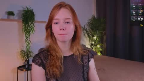 Caro online show from November 2025 03:01:02 PM