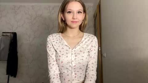 Snapshot of carollkaps chatting on December 2025 11:03:02 AM Carol online show from December 2025 11:03:02 AM