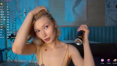 Snapshot of carolreeves chatting on February 2026 05:01:01 PM Carol online show from February 2026 05:01:01 PM