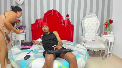 caroyandy online show from February 2026 12:59:02 PM