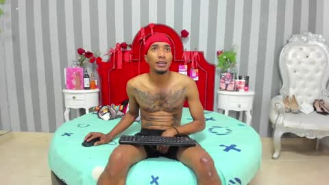 caroyandy online show from May 2026 12:43:01 PM
