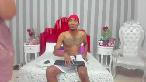 caroyandy online show from August 2026 12:30:02 PM