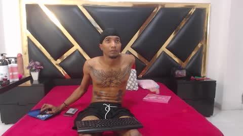 caro y andy online show from December 2025 11:41:01 AM