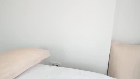 Snapshot of carrie_henn chatting on September 2025 06:46:02 AM Carrie online show from September 2025 06:46:02 AM