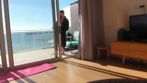 Snapshot of casalvinte5 chatting on December 2024 12:00:02 PM Anna Jones and Larry Jones online show from December 2024 12:00:02 PM