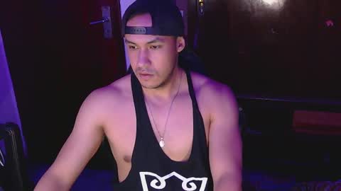 Snapshot of casas_oom chatting on February 2025 08:44:01 AM online show from February 2025 08:44:01 AM