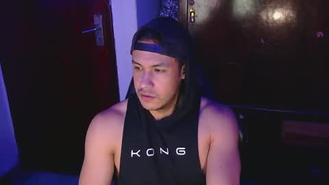 Snapshot of casas_oom chatting on March 2025 03:02:02 AM online show from March 2025 03:02:02 AM