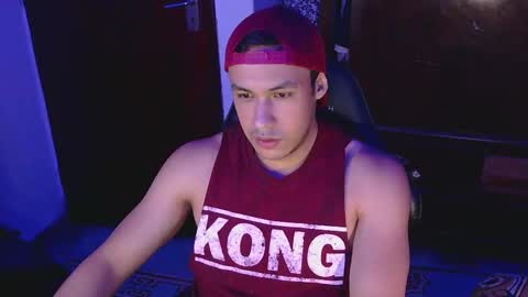 Snapshot of casas_oom chatting on March 2025 05:11:02 AM online show from March 2025 05:11:02 AM