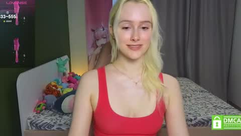 Snapshot of caseylabow chatting on May 2026 05:35:02 AM My name is Casey... Nice to meet you I will be happy to have funthumbs up please its important online show from May 2026 05:35:02 AM