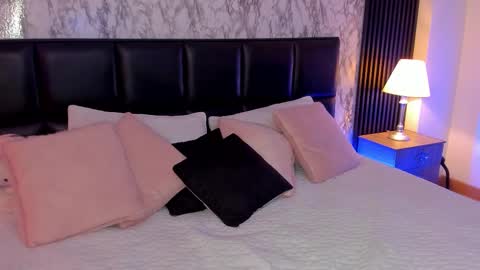 Casey Pierce  New Account online show from February 2026 04:00:01 PM