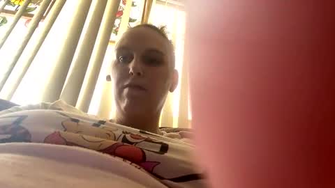 Cash Couple online show from September 2025 07:28:01 PM