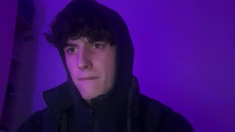 Snapshot of cashmasterparis chatting on November 2025 01:27:02 AM cashmasterparis online show from November 2025 01:27:02 AM