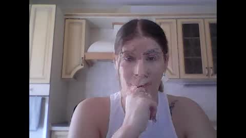 Snapshot of cassandragood chatting on October 2025 07:08:01 AM Lena online show from October 2025 07:08:01 AM