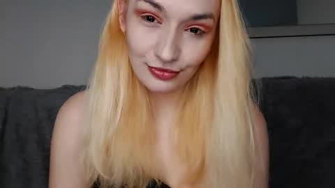 Snapshot of cassandratate chatting on January 2025 07:32:02 AM Casey Chris online show from January 2025 07:32:02 AM