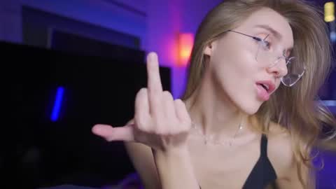 Snapshot of cassiablade1 chatting on July 2026 03:07:01 PM Seductress Cassia FINDOM AND SADISM NO NUDE online show from July 2026 03:07:01 PM