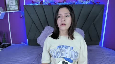 Snapshot of cassie_jones1 chatting on January 2025 09:47:01 AM Cassie Jones online show from January 2025 09:47:01 AM