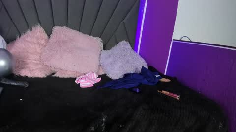 Snapshot of cassie_jones1 chatting on January 2025 07:00:01 AM Cassie Jones online show from January 2025 07:00:01 AM