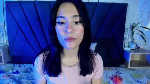 Snapshot of cassie_jones1 chatting on September 2025 04:35:02 AM Cassie Jones online show from September 2025 04:35:02 AM