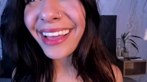 Snapshot of cassie_jones1 chatting on September 2025 04:36:01 AM Cassie Jones online show from September 2025 04:36:01 AM