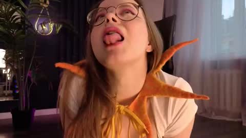 assie online show from October 2025 12:59:01 PM