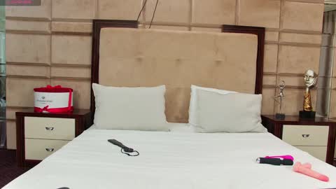 Snapshot of cassiefoxx_ chatting on December 2024 07:32:02 PM Cassie online show from December 2024 07:32:02 PM