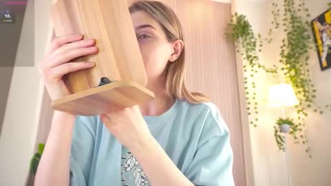 Im Cassie3 online show from March 2026 08:31:01 AM