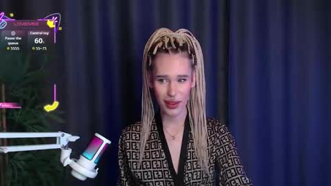 Snapshot of cassiemich chatting on December 2025 05:55:02 AM Cassie online show from December 2025 05:55:02 AM