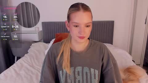 Snapshot of cassietyler chatting on November 2025 03:51:01 PM Angel 3 online show from November 2025 03:51:01 PM