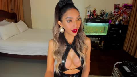 CassieValbalera online show from April 2026 01:58:01 AM