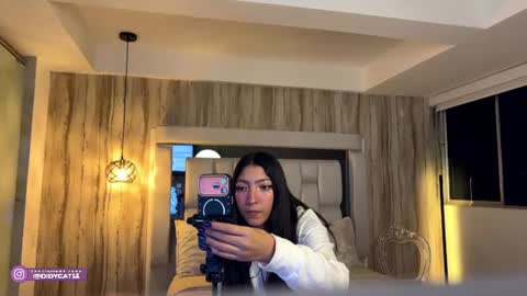 Snapshot of cat_didy chatting on July 2026 02:02:01 AM Didy online show from July 2026 02:02:01 AM