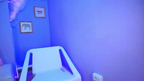 Snapshot of cat_nasty chatting on November 2025 09:14:01 PM cat_nasty online show from November 2025 09:14:01 PM