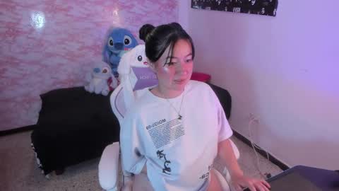 Snapshot of cata_bratz chatting on September 2025 05:29:01 AM Catalina online show from September 2025 05:29:01 AM