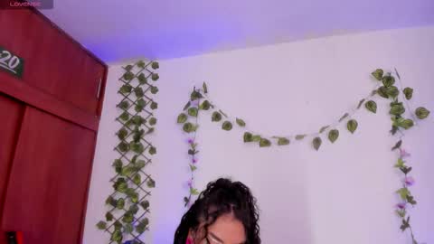 Cata green model independient online show from September 2025 08:20:02 PM