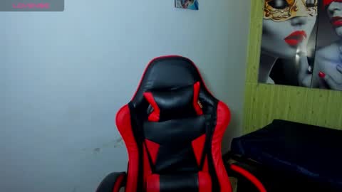 Snapshot of catalehia_milk chatting on February 2026 10:17:02 PM C A T A L E H I A online show from February 2026 10:17:02 PM