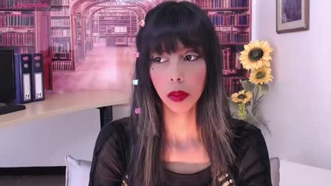 Queen Catalella online show from September 2025 03:09:02 AM