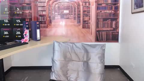 Queen Catalella online show from December 2025 03:22:02 AM