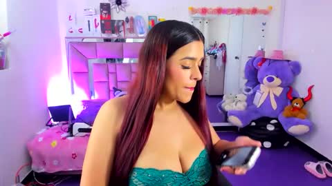 Snapshot of cataleyahot_132 chatting on April 2026 04:28:01 AM cataleya online show from April 2026 04:28:01 AM