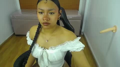 catalina25_t online show from September 2025 12:43:01 PM