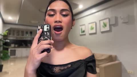 catalina2605 online show from October 2025 07:57:02 PM