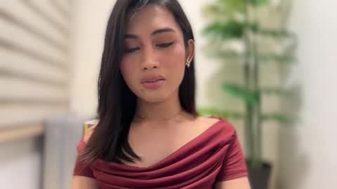 catalina2605 online show from November 2025 08:09:01 PM