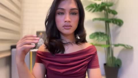 catalina2605 online show from November 2025 09:14:02 PM